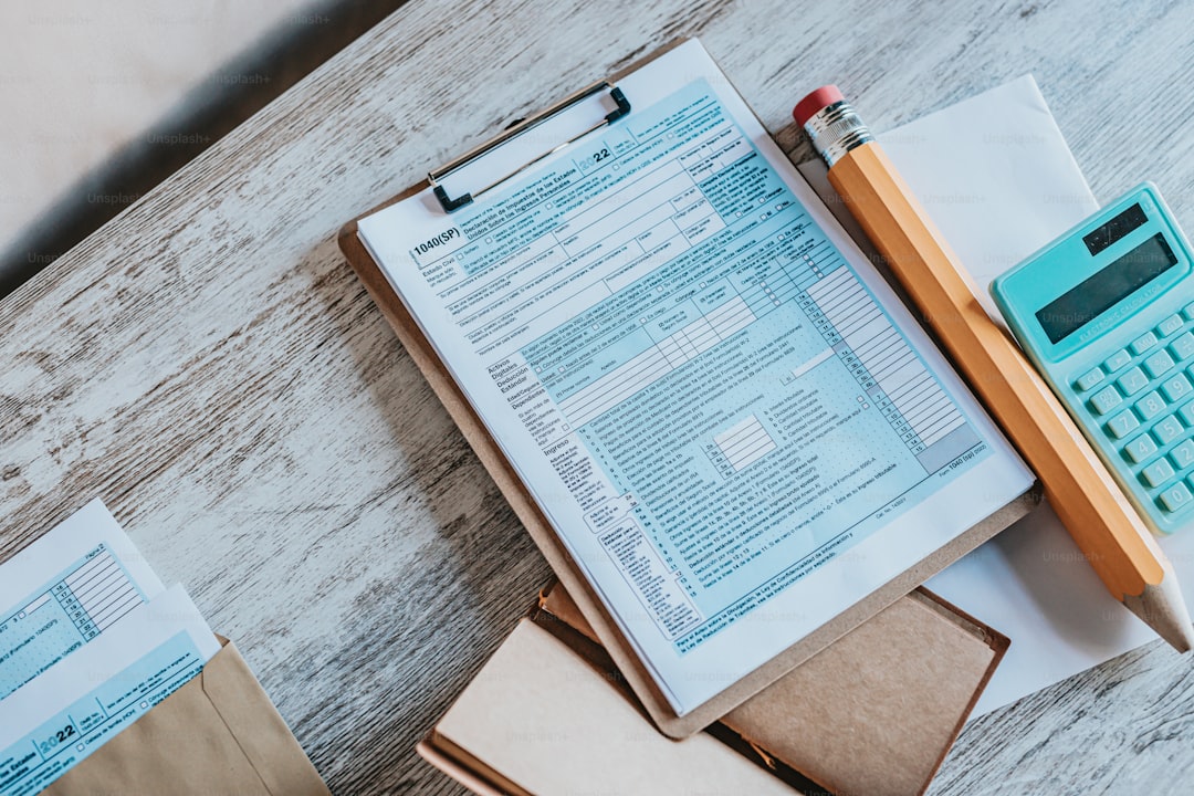 세금 계산 서류 이미지